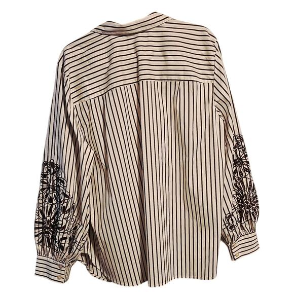 Chico’s Poplin Shirt – Size 4 (20/22) – Chocolate Fondant Striped Eyelet - Picture 2 of 9